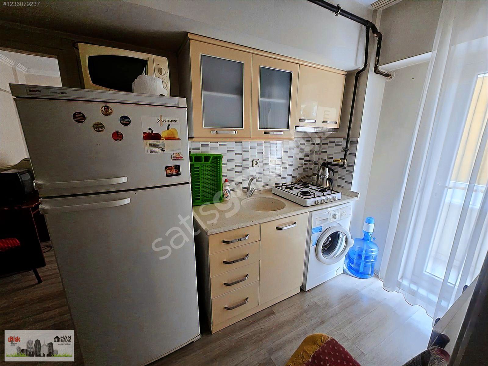 ÇANAKKALE MERKEZDE KİRALIK EŞYALI AYRI MUTFAKLI 1+1DAİRE 16000TL