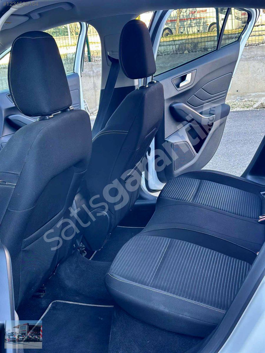 TİMUR OTOMOTİV DEN FORD FOCUS 1.5 ECOBLUE TİTANYUM X