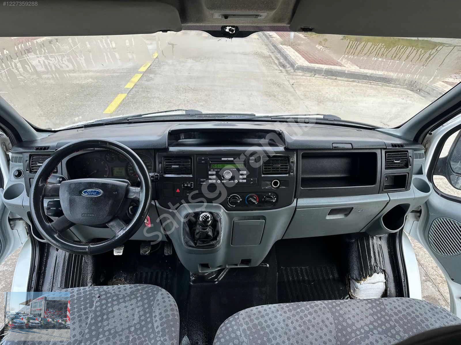 TİMUR OTOMOTİV DEN FORD TRANSIT 14 KİŞİLİK MÜNÜBÜS
