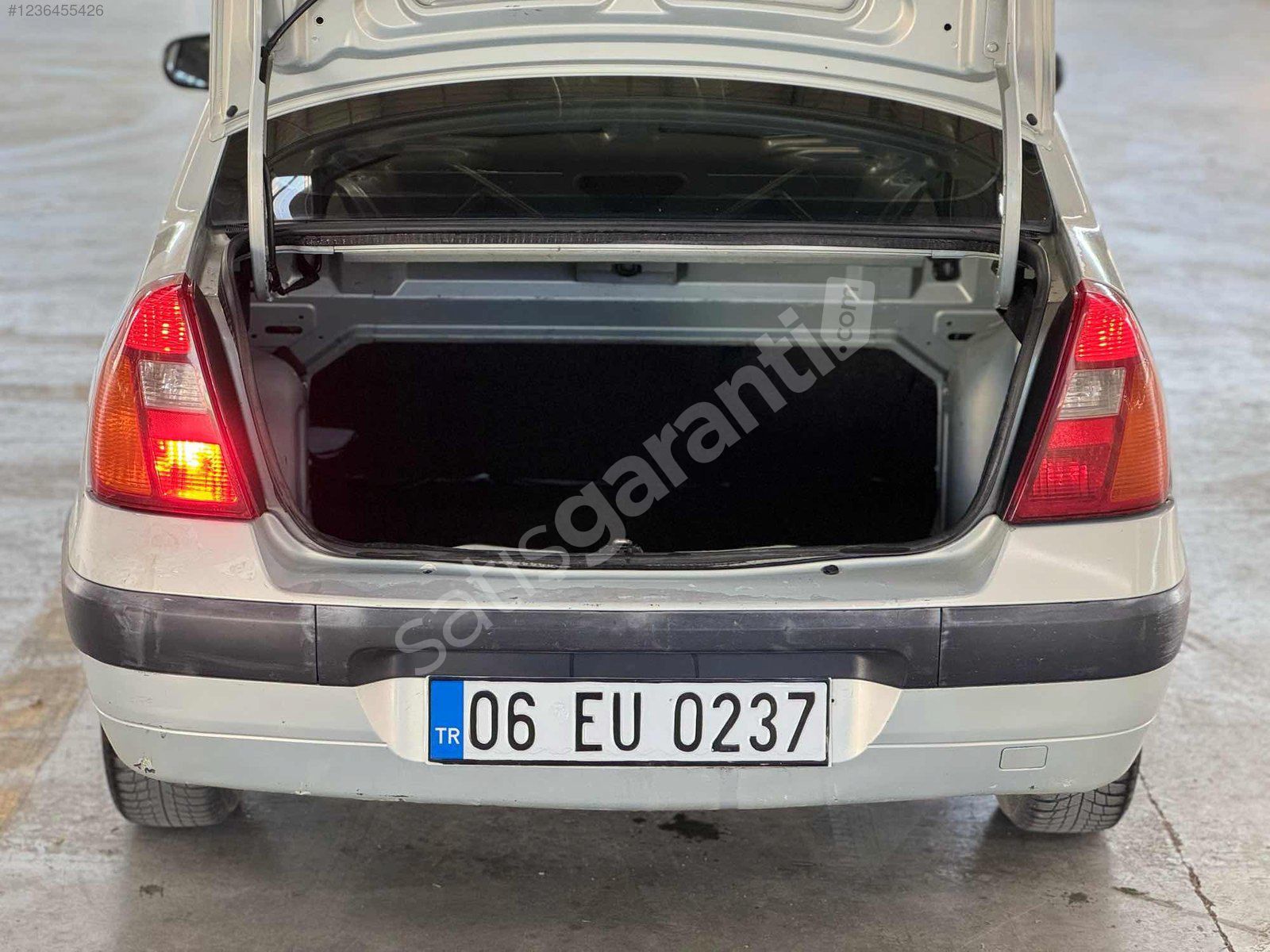 ZAFERDEN BAKIMLI CLIO(VADE K.KARTI)İMKANI