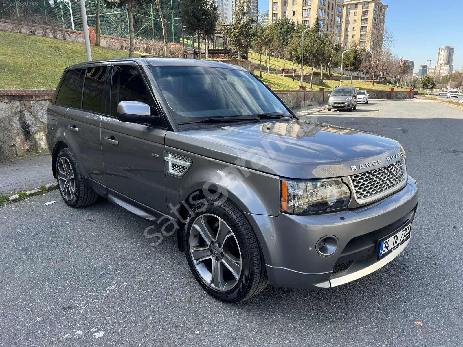 BAYİ ÇIKIŞLI 2010 RANGE ROVER 5.0 SUPERCHARGED 510 HP DÜŞÜK KM