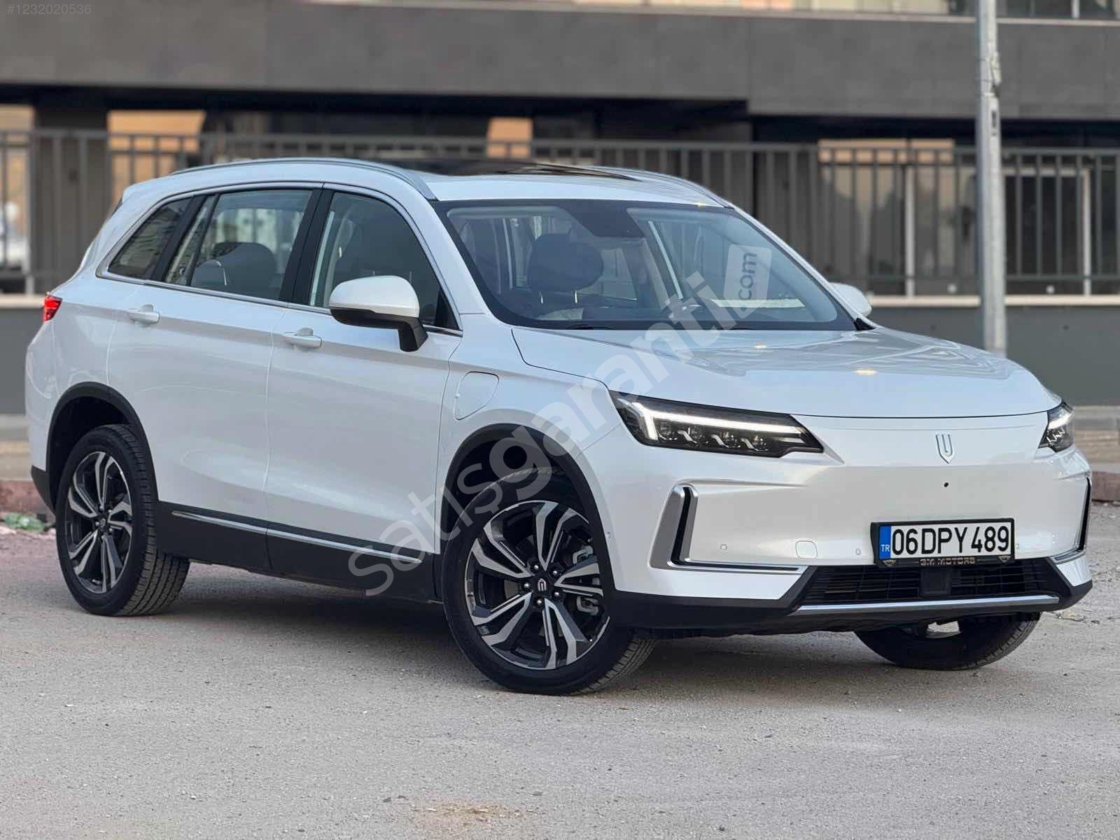 2023 SKYWELL LEGEND UZUN MENZİL SEDEFLİ BEYAZ BOYASIZ 6001 km