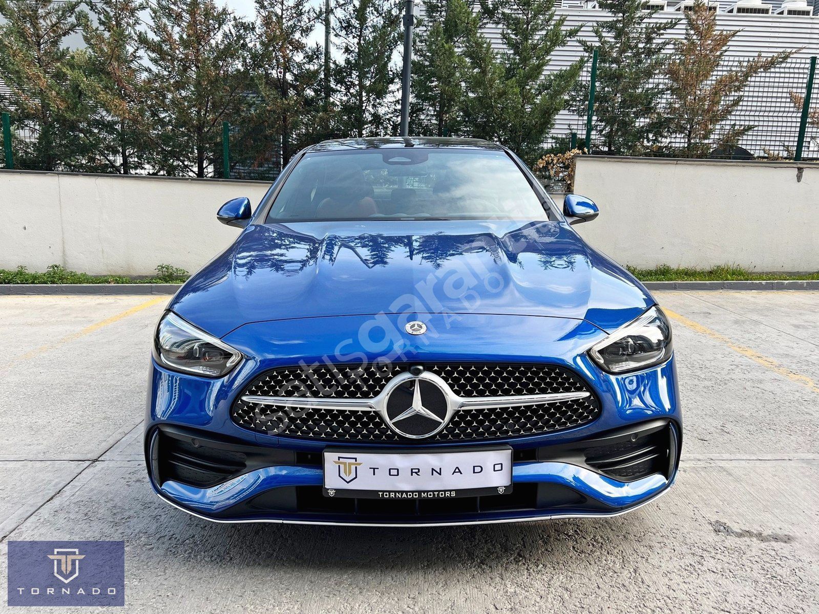 TORNADO MOTORS ' DAN YENİ 2022 C AMG SPECTRAL BLUE İÇİ TABA