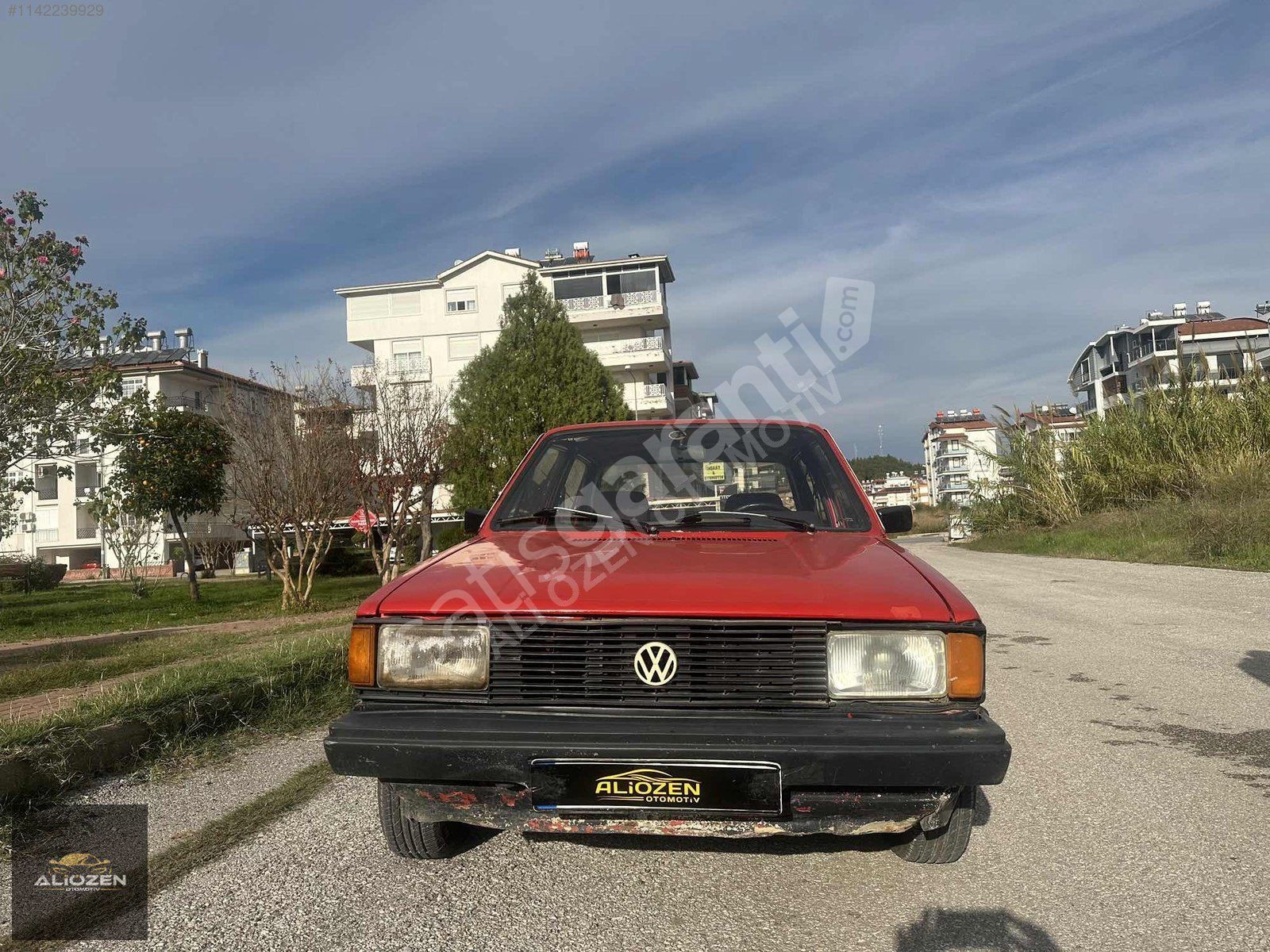 ALİ ÖZEN OTOMOTİV DEN 1982 MODEL PROJELİK DİZEL EFSANE JETTA