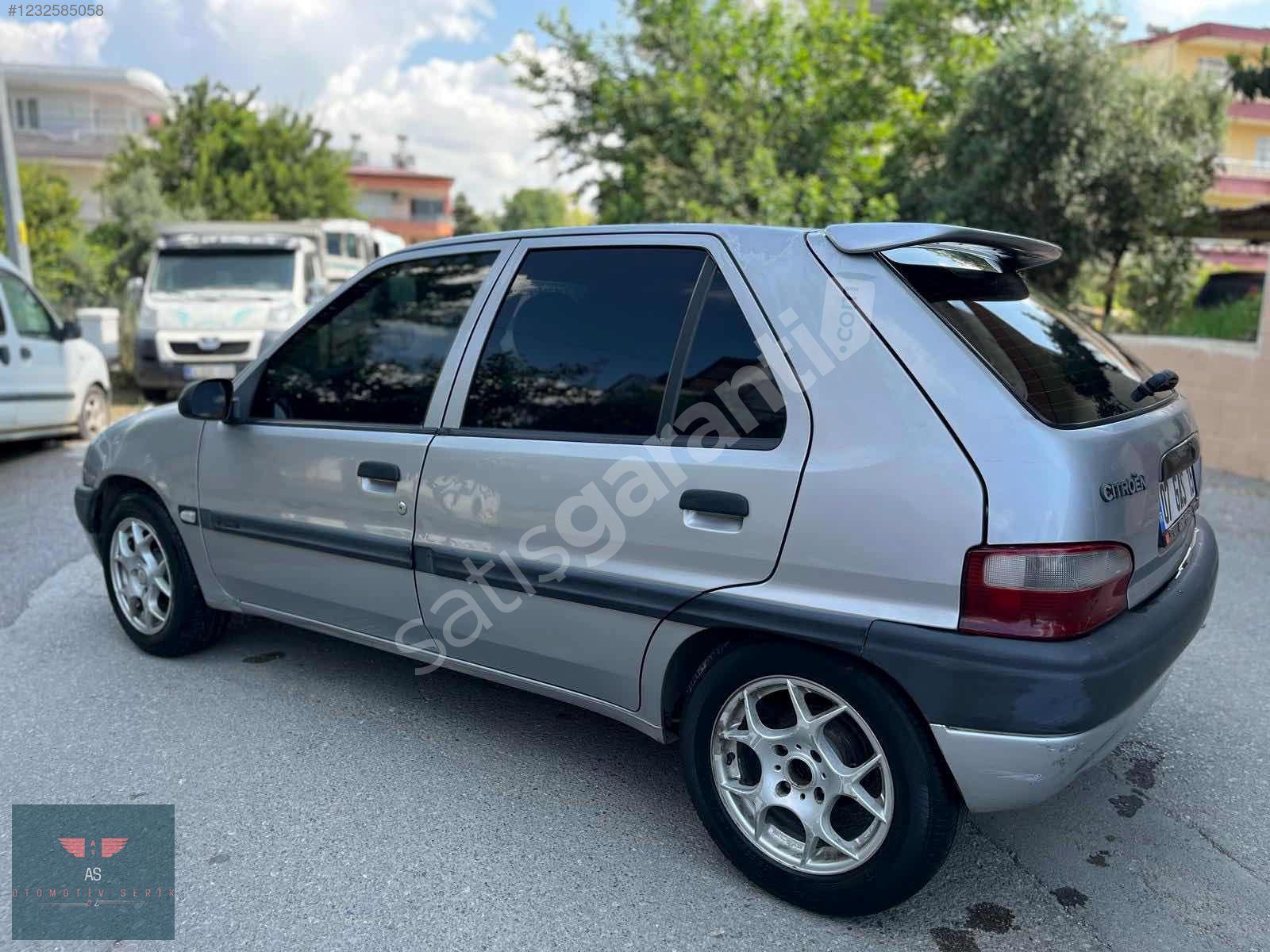 Kondisyon güzeli kilimalı