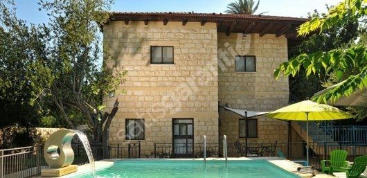 izmir çeşme alaçatıda mustakil havuzlu villa