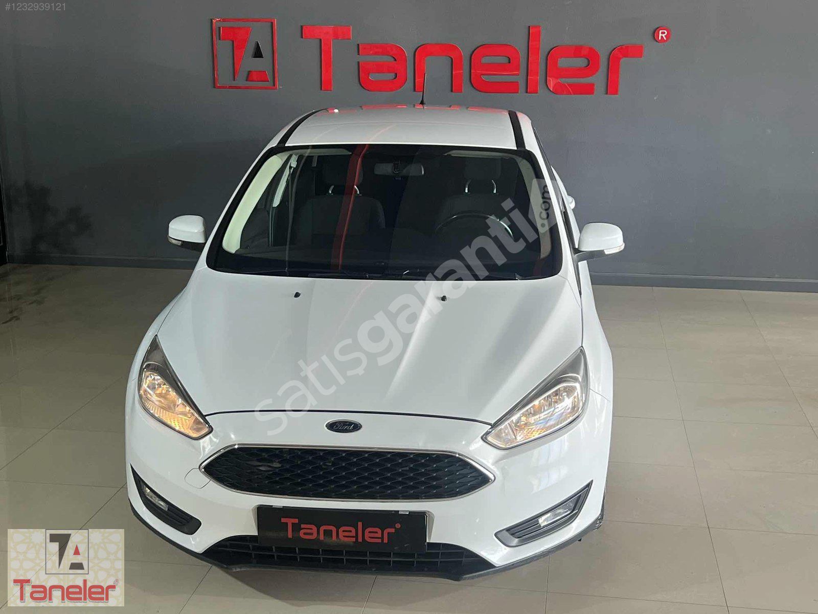 TANELERDEN''HATASIZ BOYASIZ 2017 MODEL 218.000 KM OTOMATİK FOCUS