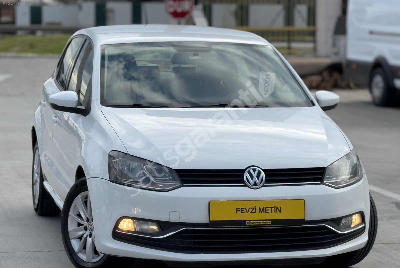 2015 1.4 DİZEL OTOMATİK DEĞİŞENSİZ 1 PARÇA BOYALI 155.000 KM