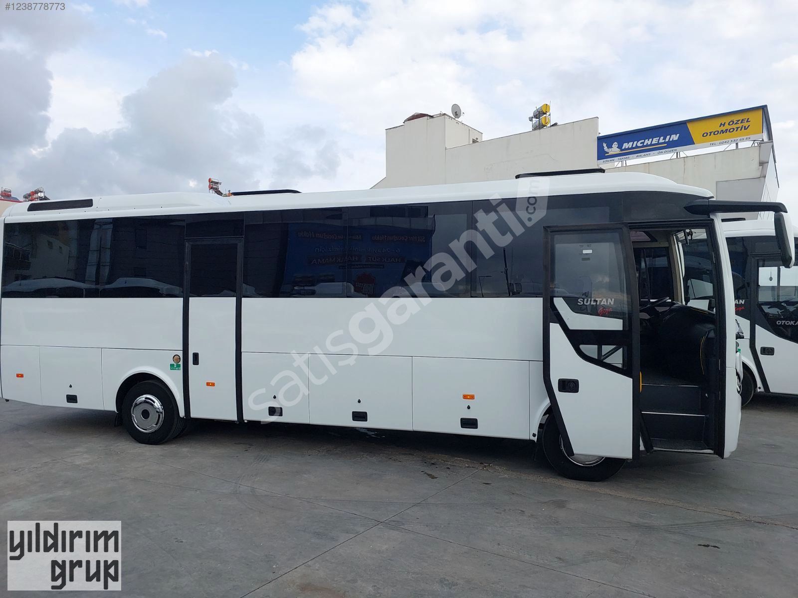 2023 model Otokar Sultan giga 39+1+1 kişilik