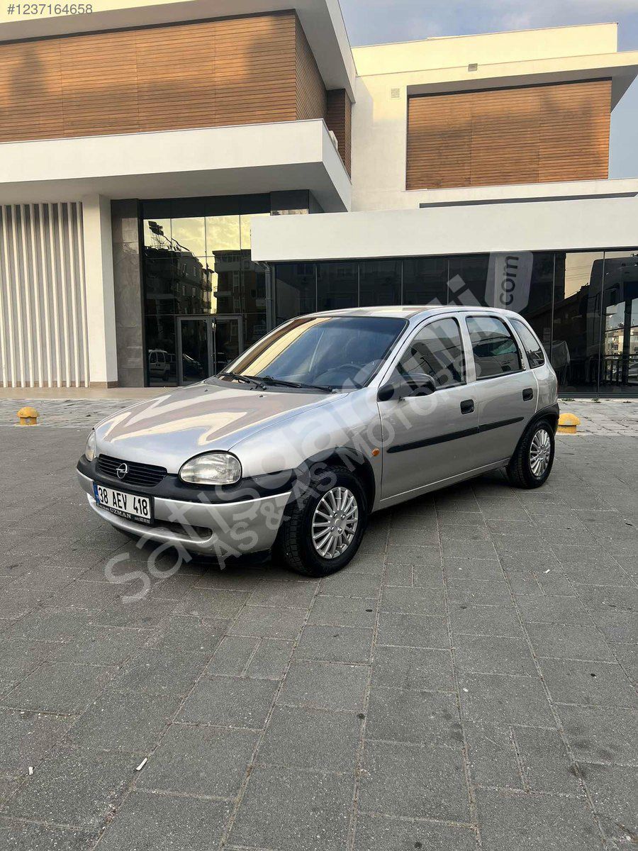 CAM GİBİ 98 OPEL CORSA 1.4 SWİNG