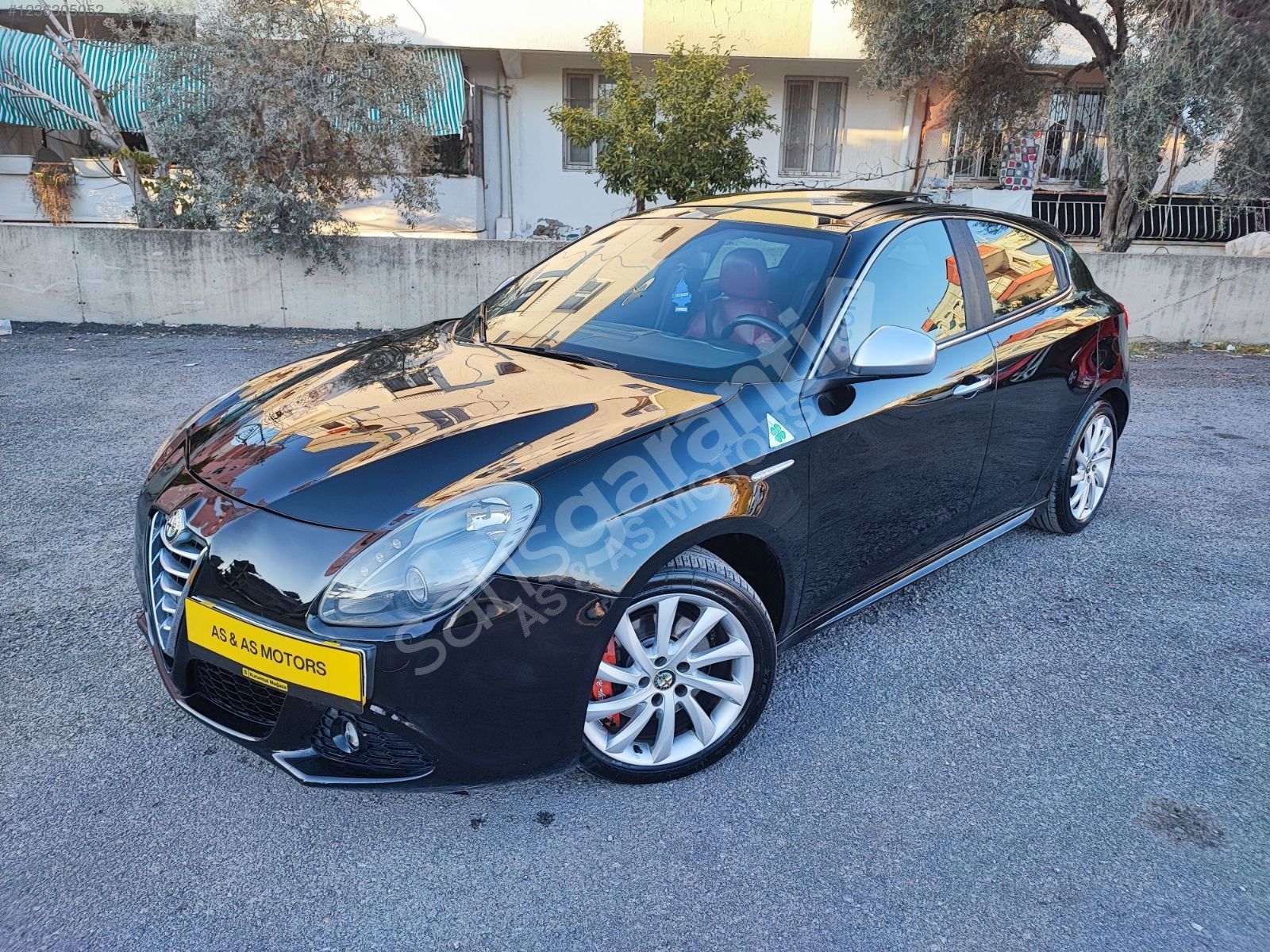 Kusursuz Gulietta 1.4 TB 170 BG MULTİAİR Cam Tavan Sıfır Vizeli