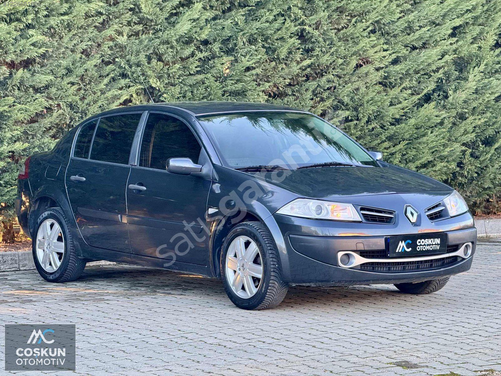 COŞKUN OTOMOTİVDEN 2009 DİZEL OTOMATİK MEGANE2 K.KARTI 12 TAKSİT