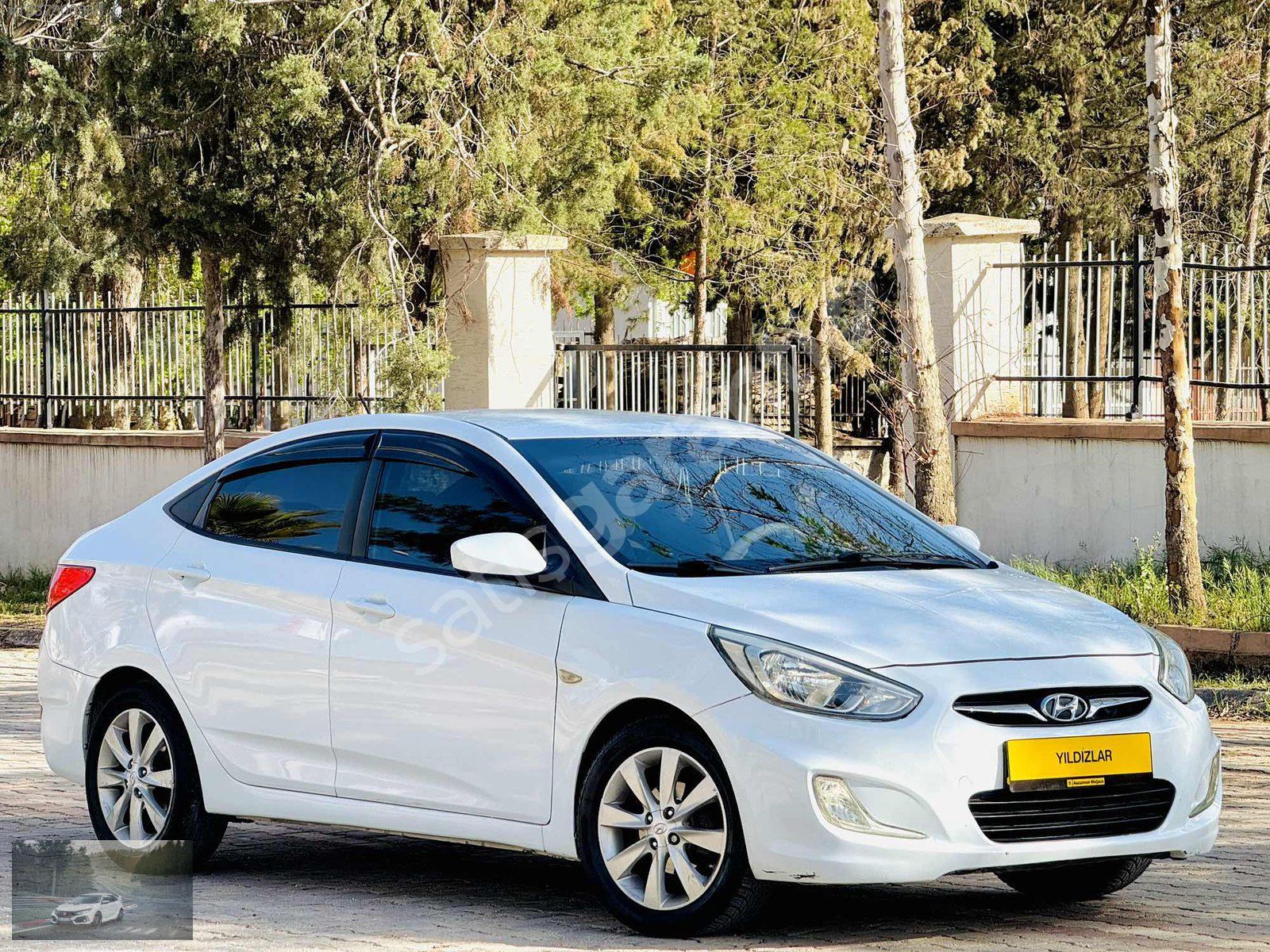 YILDIZLAR OTOMOTİV'DEN 2017 Hyundai Accent Blue 1.6 OTOMATİK