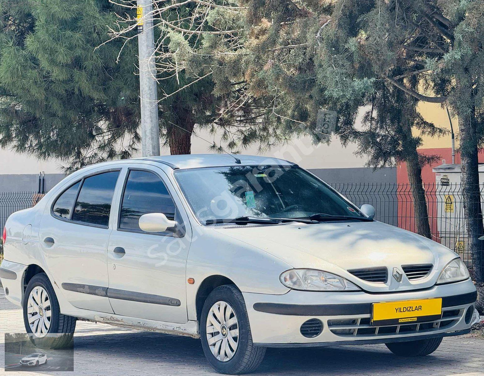 YILDIZLAR OTOMOTİV'DEN 2001 Renault Megane 1.4 RTA