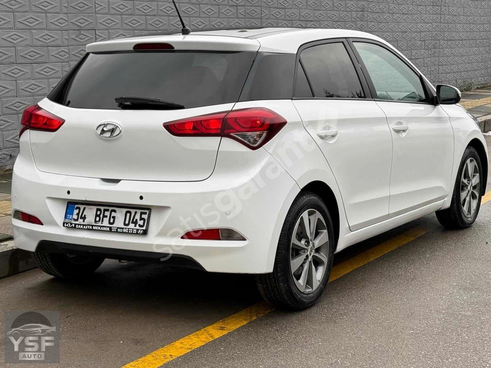 CAM TAVAN_OTOMATİK VİTES_126.000 KM_HYUNDAİ İ20 STYLE