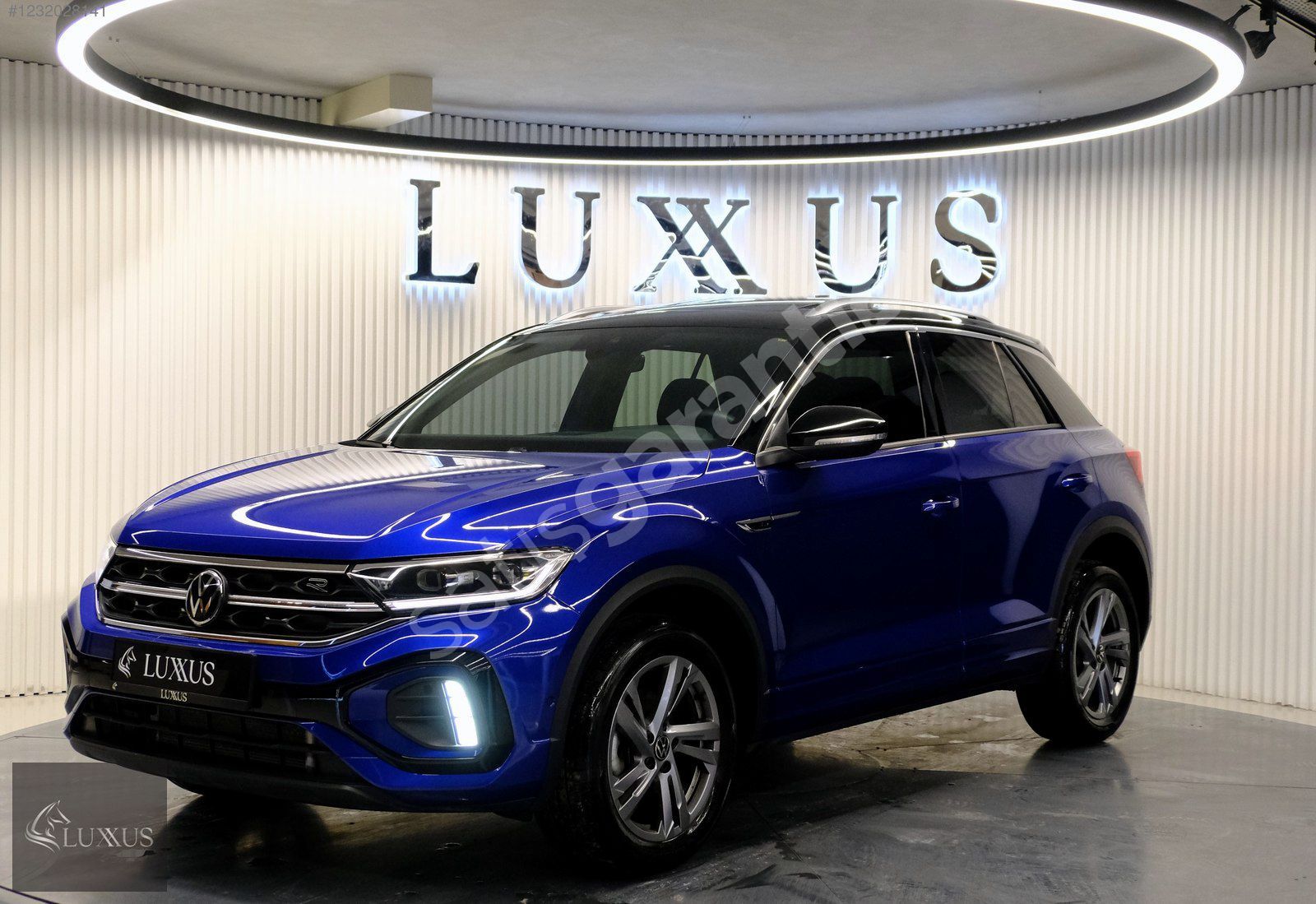 LUXXUS İNCEK -2023 Volkswagen T-roc 1.5 Tsi R Line Çift Renk ACC