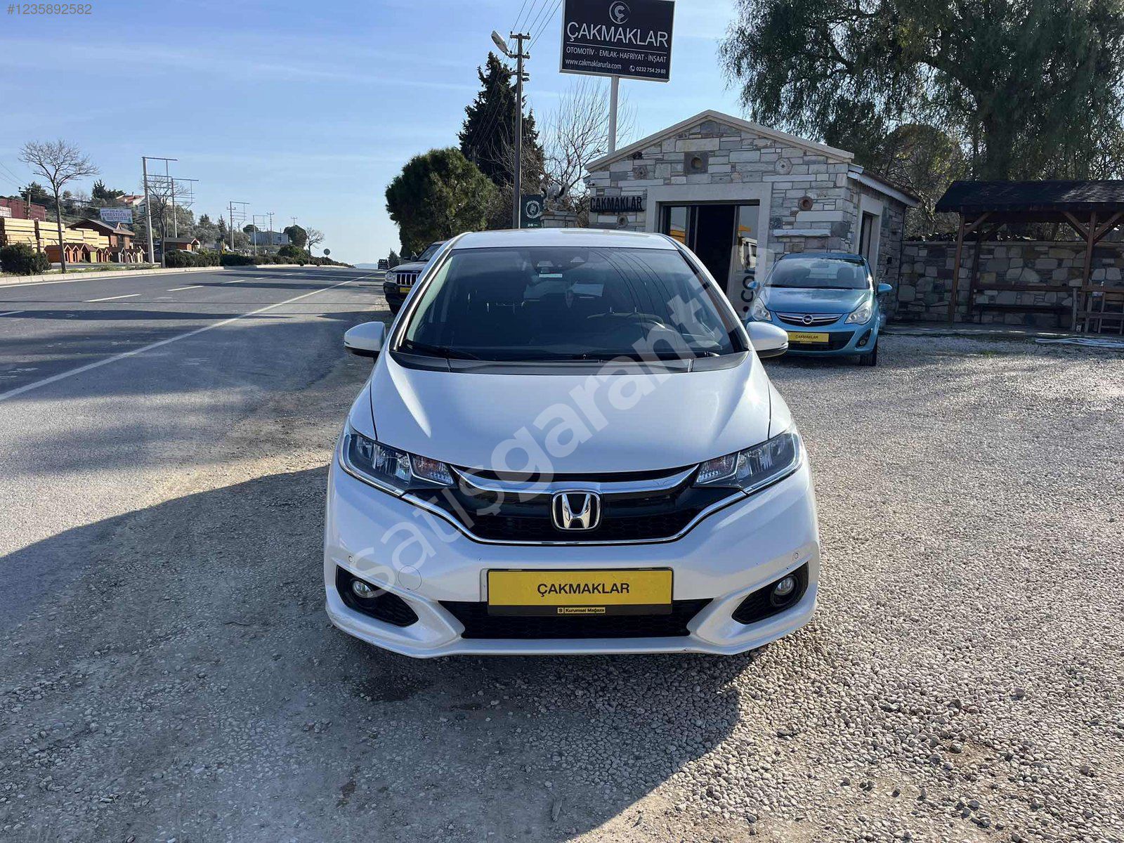 ÇAKMAKLAR'DAN 2019 MODEL HONDA JAZZ 1.3 ELEGANCE İLK SAHİBİNDEN