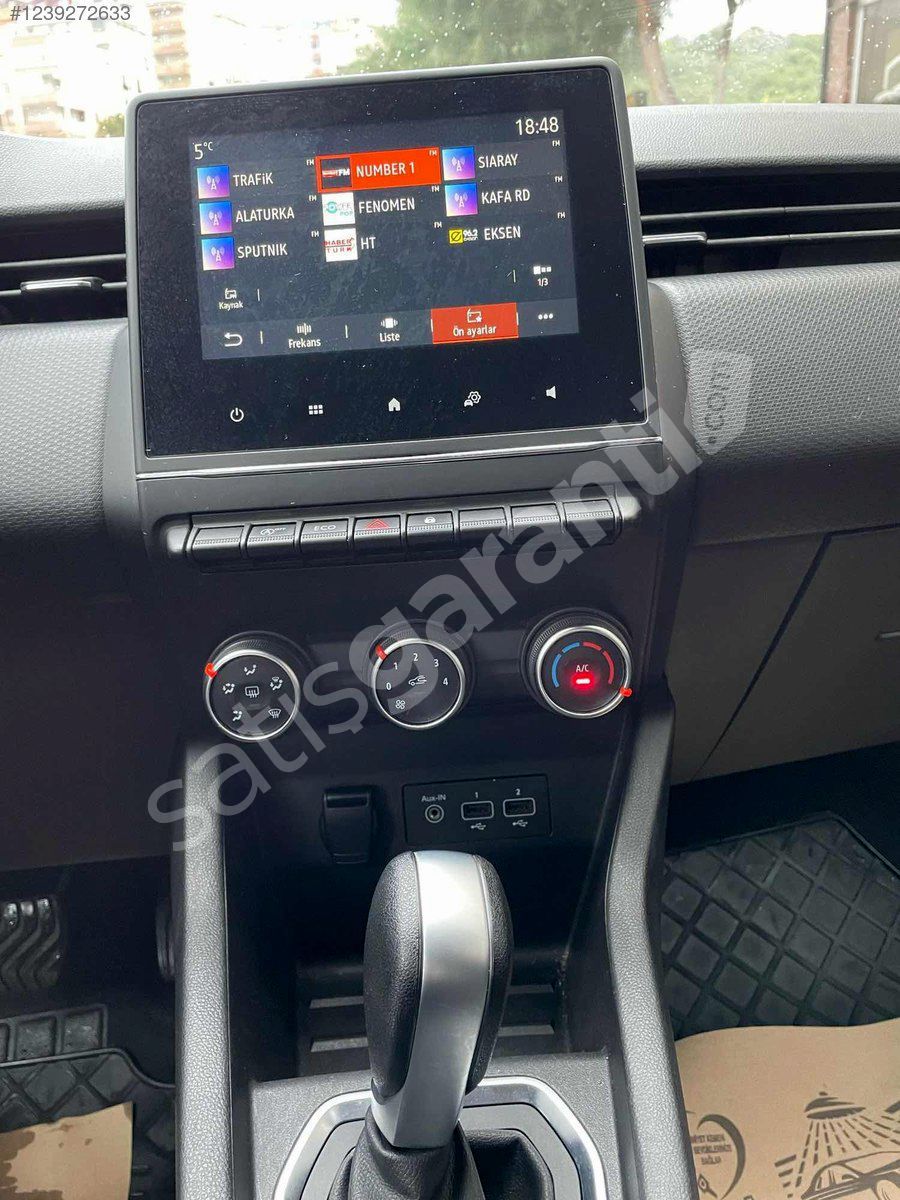 KAPORTA HASARLI 2020 CLİO 1.0 TCE TOCH OTOMATİK VİTES 79.000 KM
