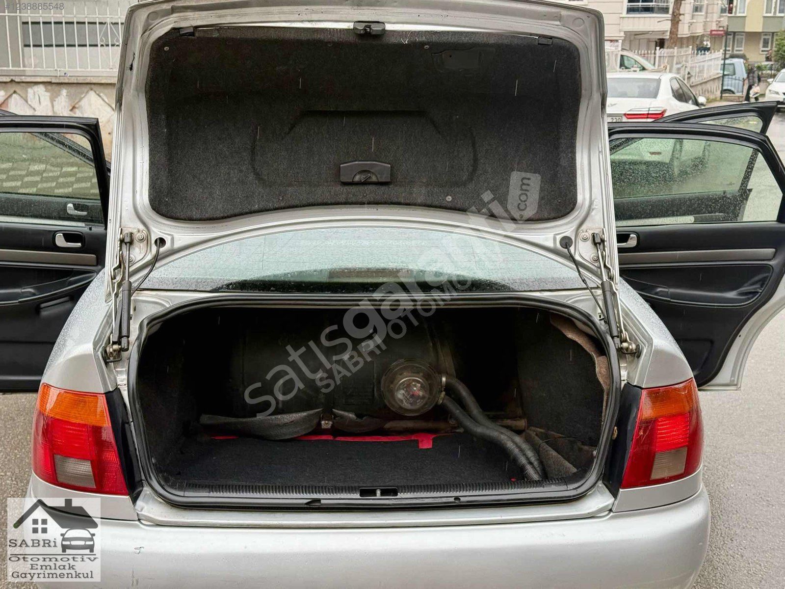 AUDİ A4 OTOMATİK VİTES HASAR KAYITSIZ