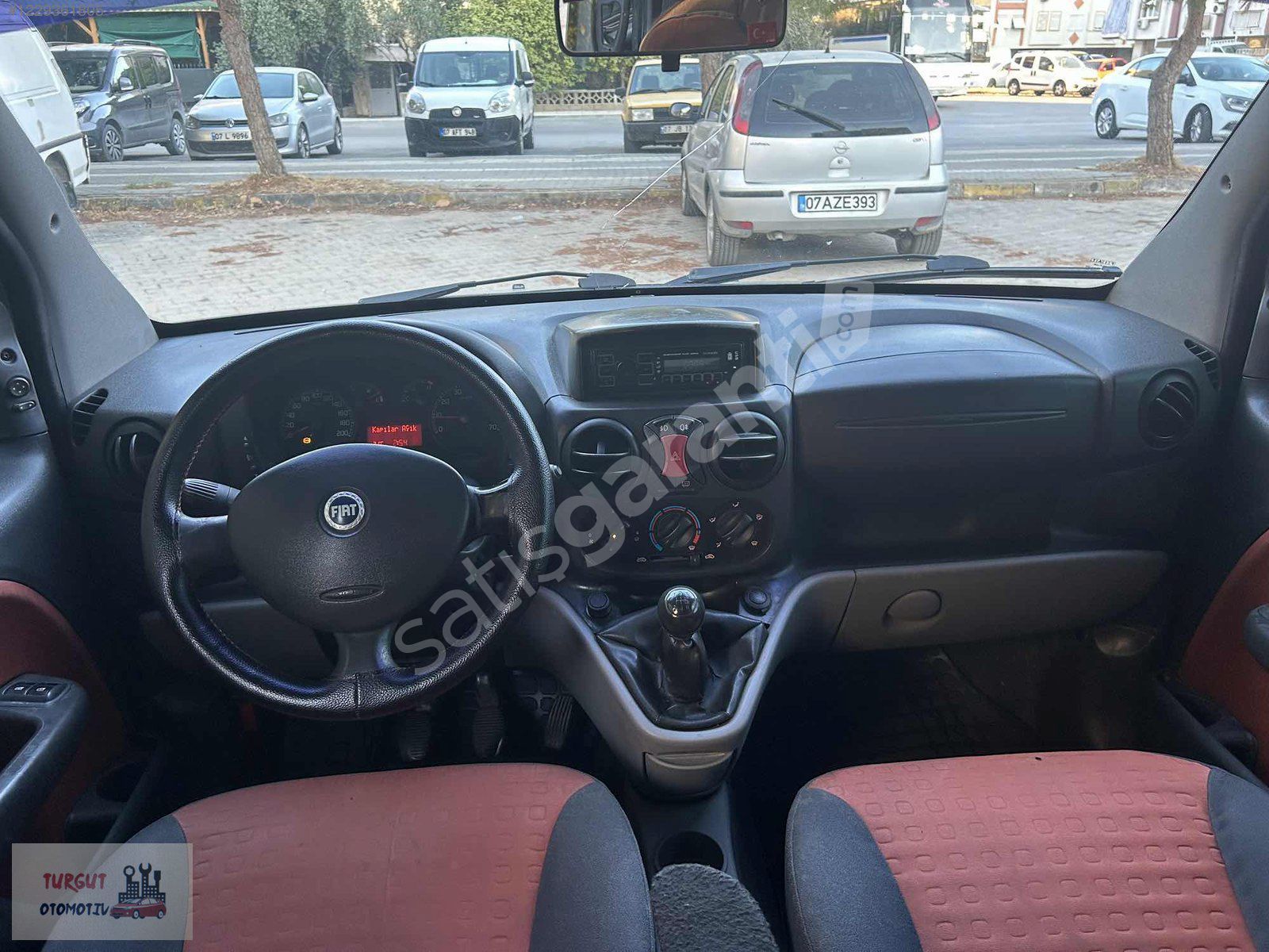 2006 DEĞİŞENSİZ KLİMALI 1.9 FİAT DOBLO