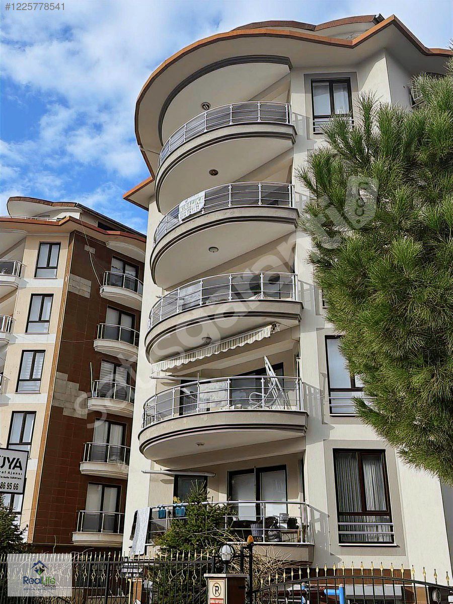 REALLIFE OFFICETEN ADALET MAHALLESİNDE OFİSE UYGUN DAİRE