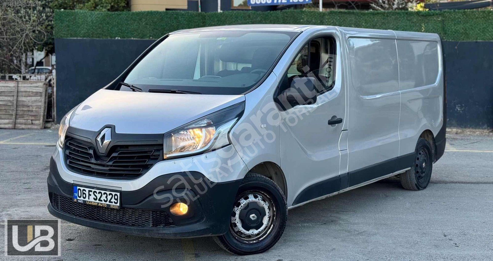 TEK ELDEN KULLANILMIŞ RENAULT TRAFIC KLİMALI