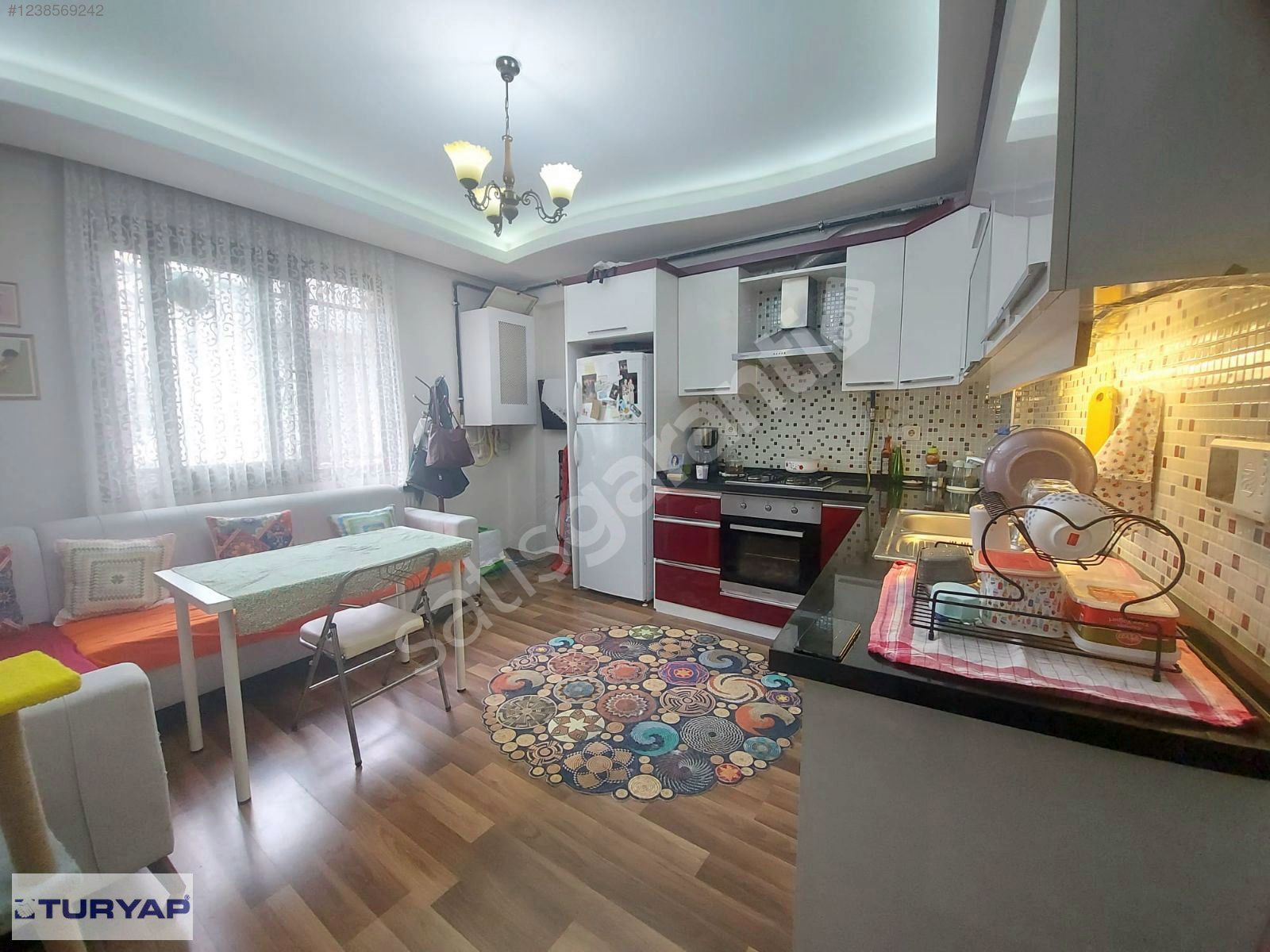 KURUÇEŞME MAH. 1+1 FULL EŞYALI YATIRIMLIK SATILIK DAİRE