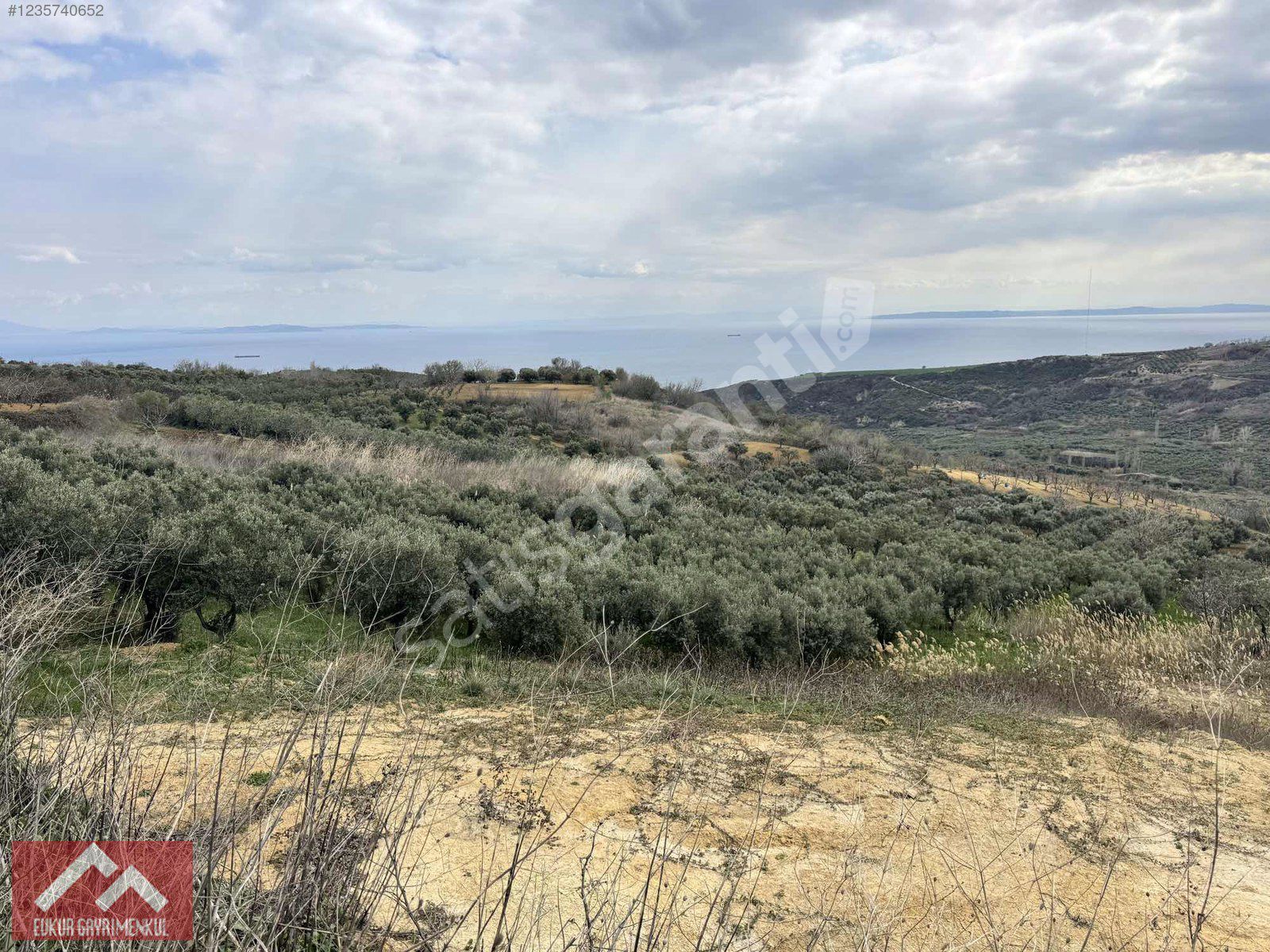 FULL DENİZ MANZARALI 1.500 M2 HOŞKÖY MERKEZE YAKIN
