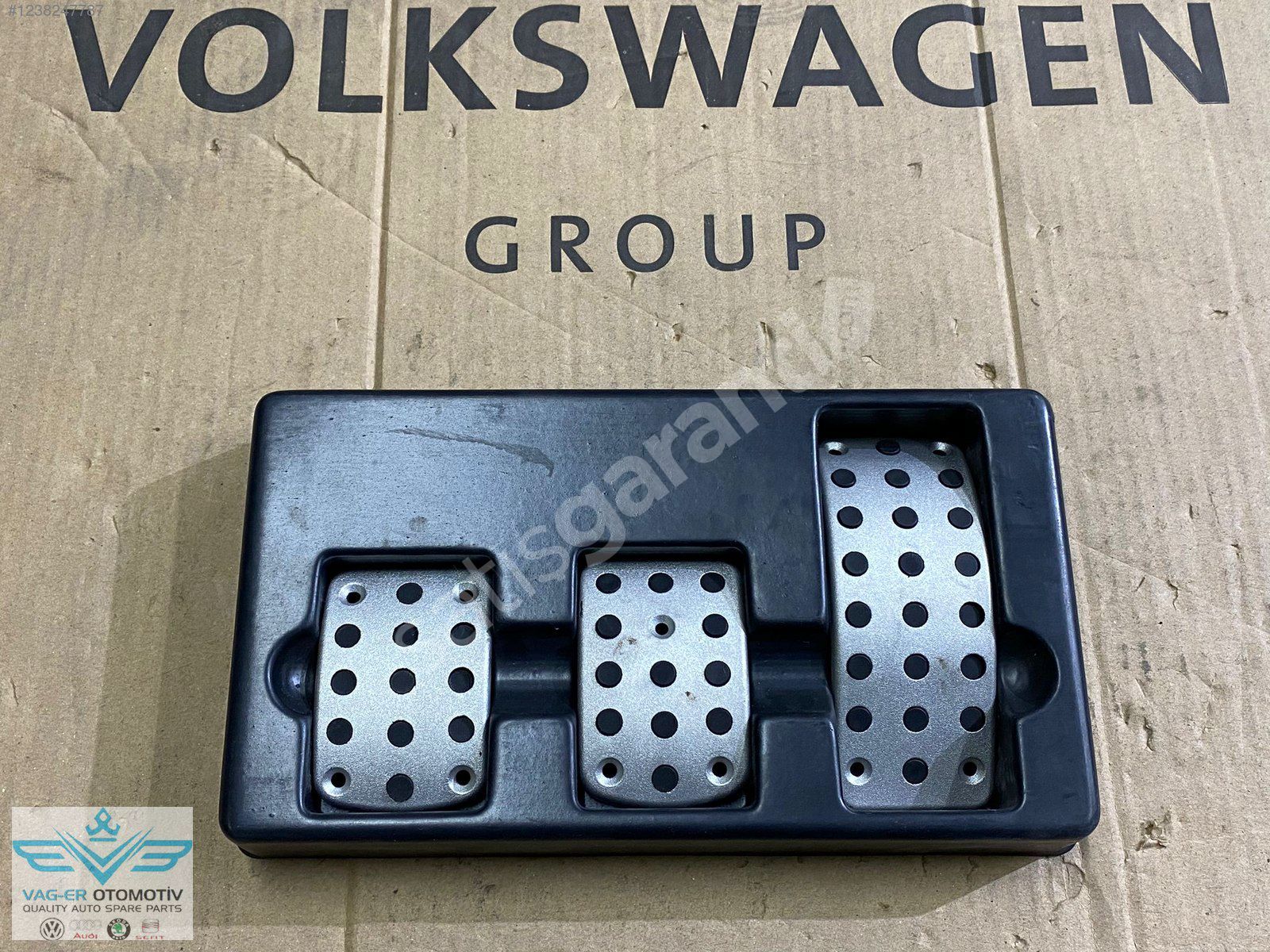 SEAT LEON GAZ DEBRİYAJ PEDEL AYAK TAKIMI SET 5F0071750 ORİJİNAL