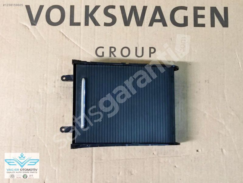 VW PASSAT CC 2013-2016 ORTA SÜRGÜLÜ BARDAKLIK KOMPLE KAPAKLI