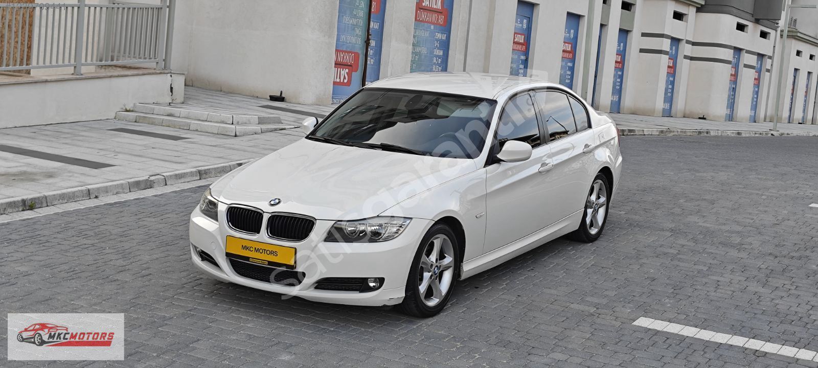 2011 MODEL BMW 316İ HATASIZ BOYASİZ HASAR KAYITSIZ