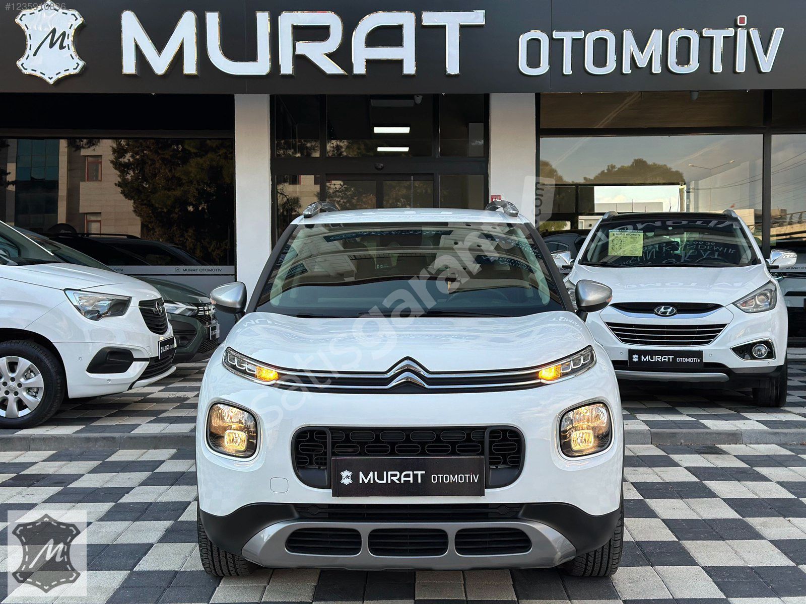 MURAT OTOMOTİV'DEN 2018 C3 AİRCROSS 1.2 FEEL * HATASIZ_BAKIMLI *