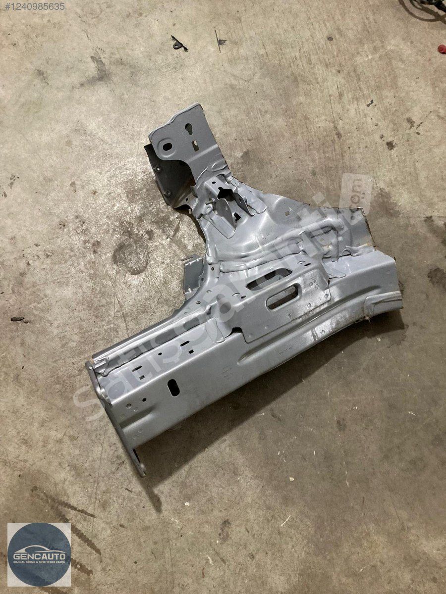 VW TİGUAN ŞASE KOLU SÖKME ORJİNAL 5QA803106