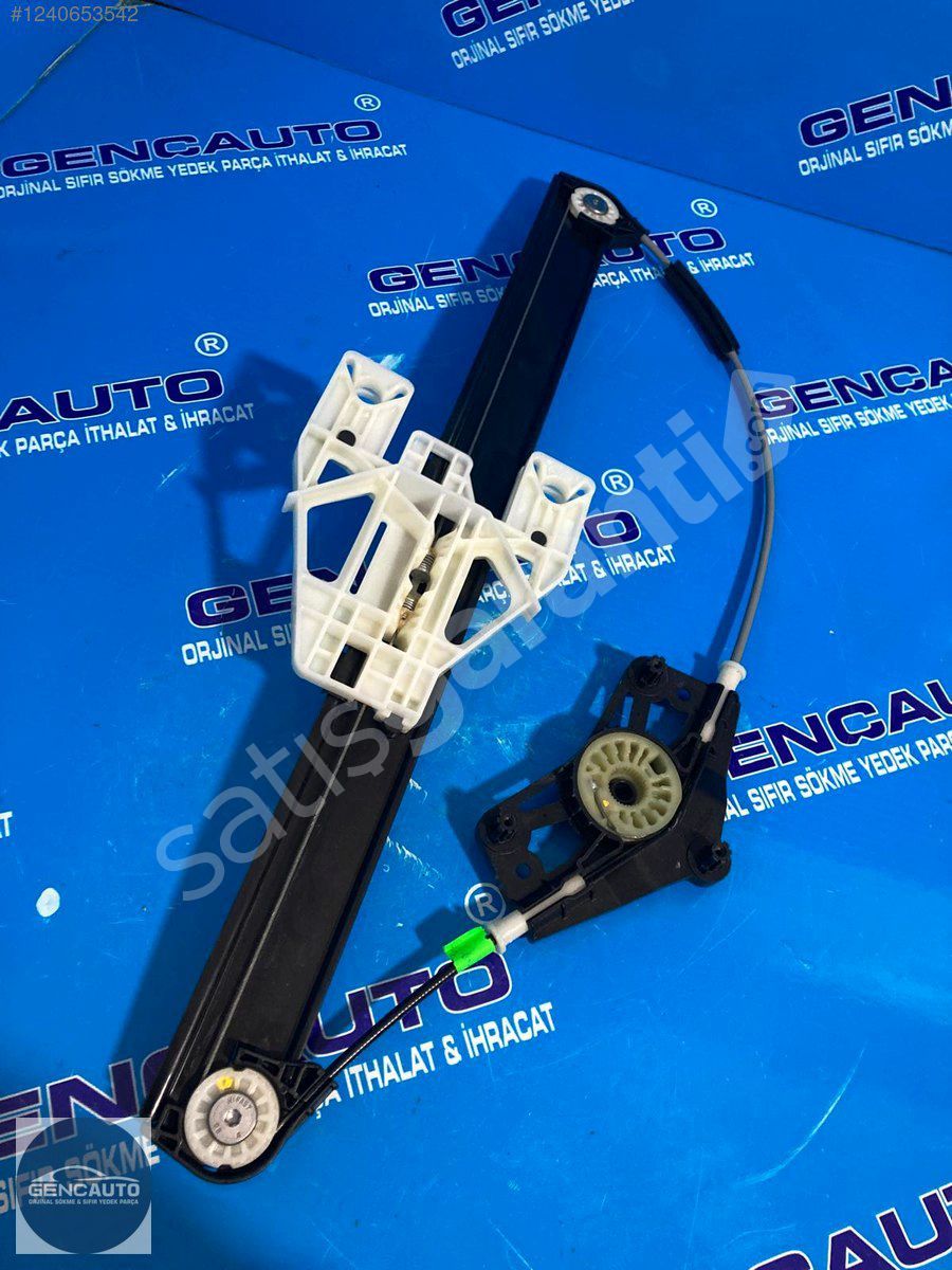 AUDİ Q5 KAPI CAMI KRİKOSU ARKA SIFIR ORJİNAL 80A839462 SAĞ