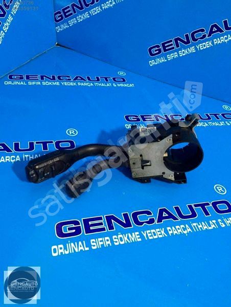 AUDİ A4 B5 KASA SİNYAL KOLU SÖKME ORJİNAL OEM 4D0953513 B