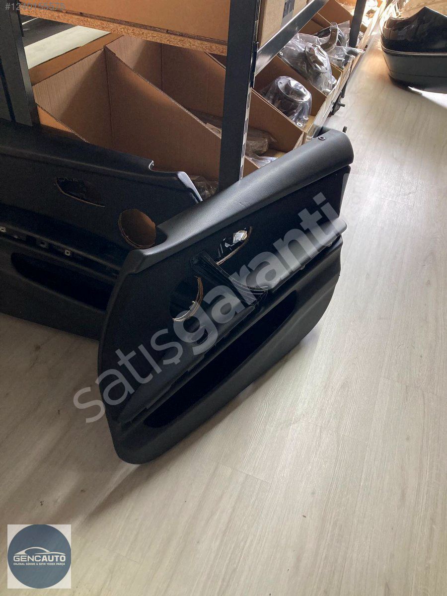 BMW E90 KAPI DÖŞEMESİ ÖN SÖKME ORJİNAL 7141359 9167789 SOL SAĞ