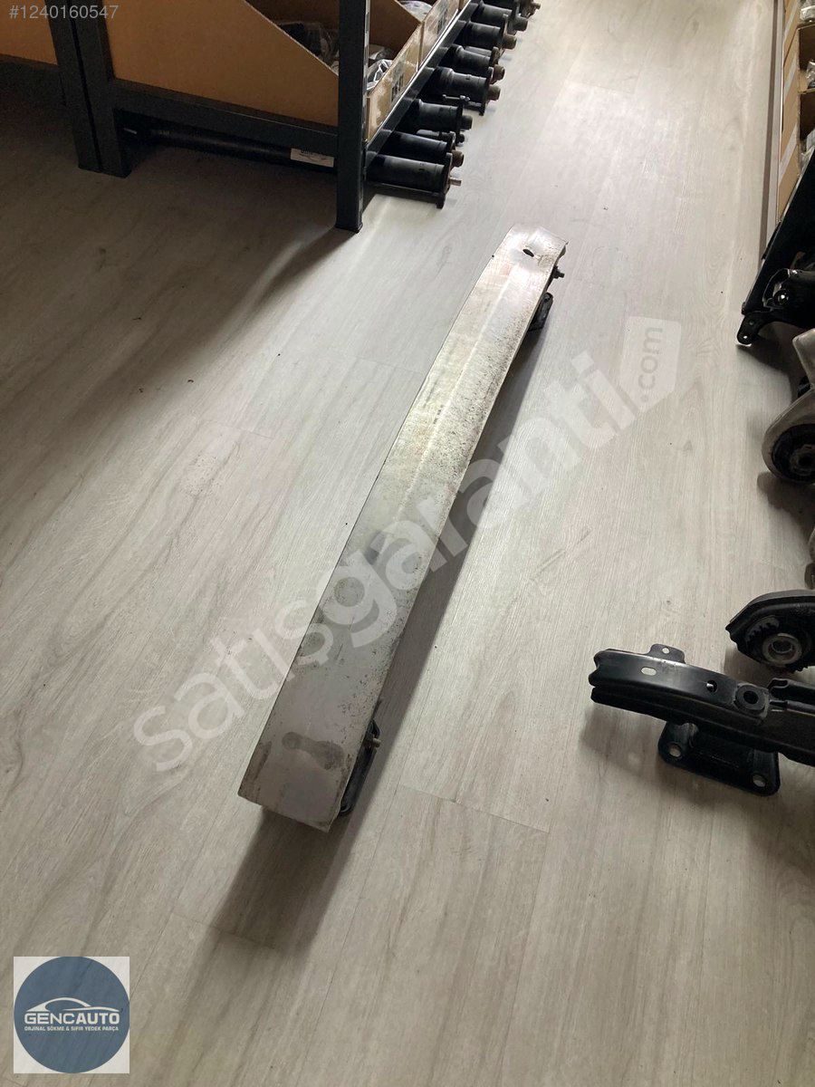 MERCEDES W209 CLK ARKA TAMPON DEMİRİ SÖKME ORJİNAL A2096100114