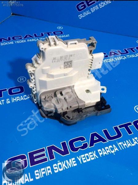 AUDİ A3 A4 A5 KAPI KİLİDİ SAĞ ÖN SÖKME ORJİNAL OEM 8X1837016 C