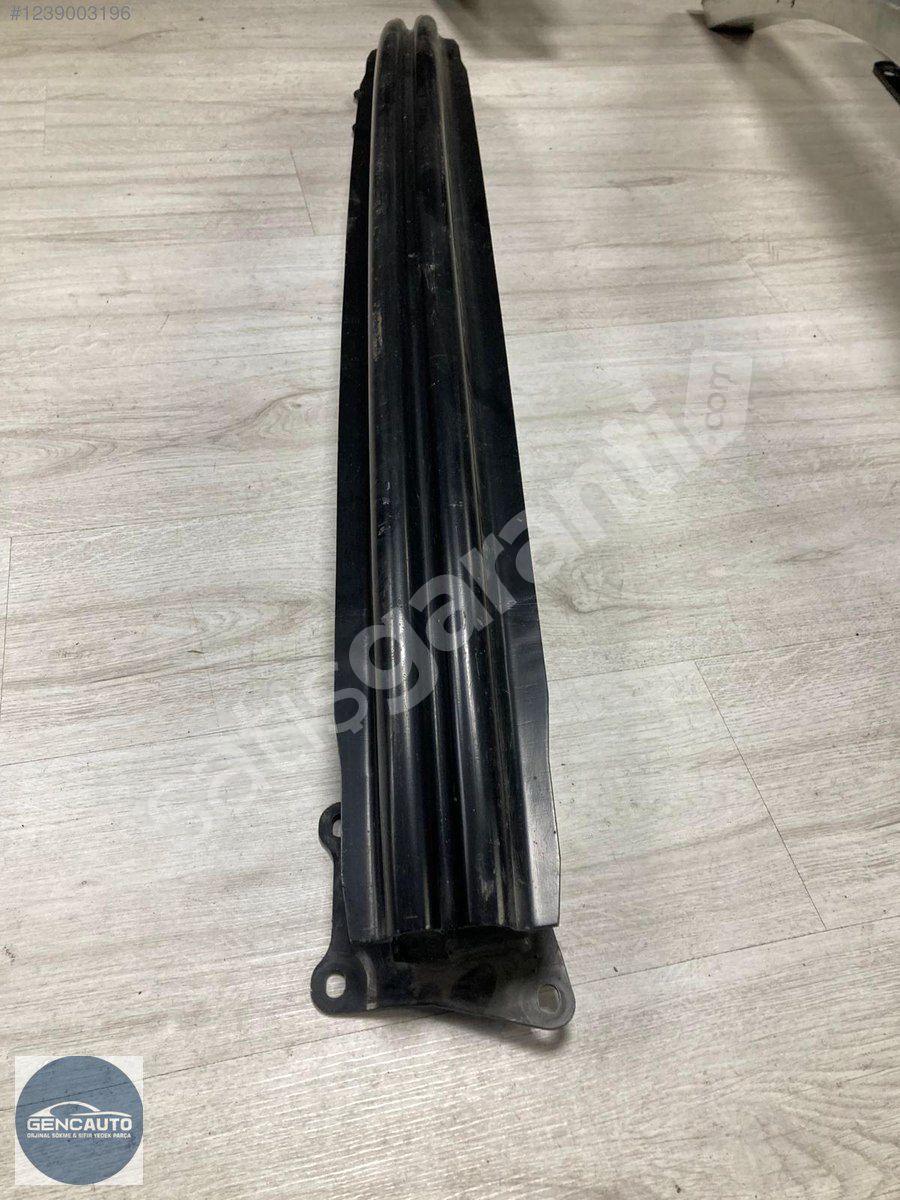 VW SCİROCCO ARKA TAMPON DEMİRİ SÖKME ORJİNAL 1K0807629