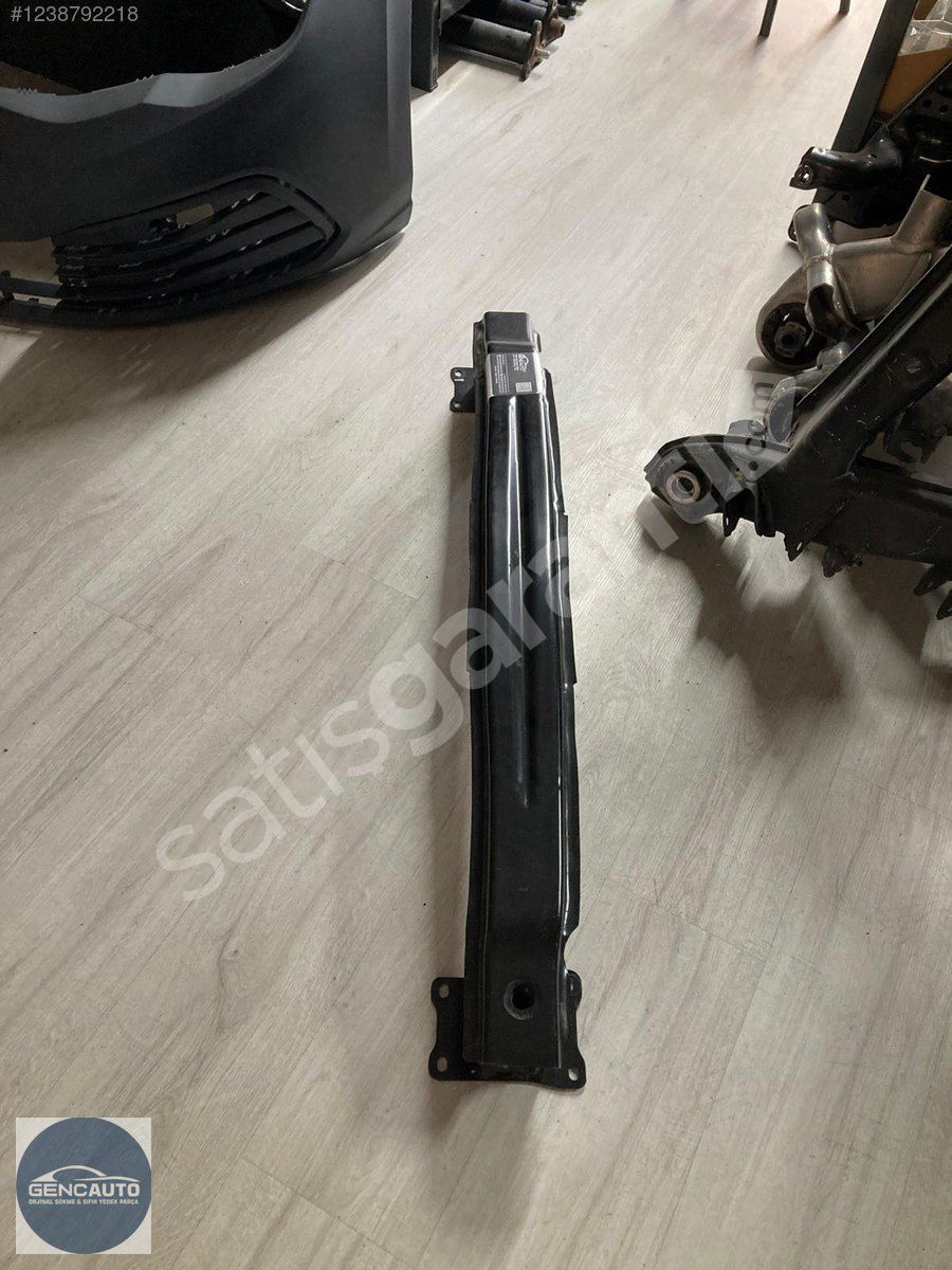 SEAT LEON ARKA TAMPON DEMİRİ SÖKME ORJİNAL 5F0807305