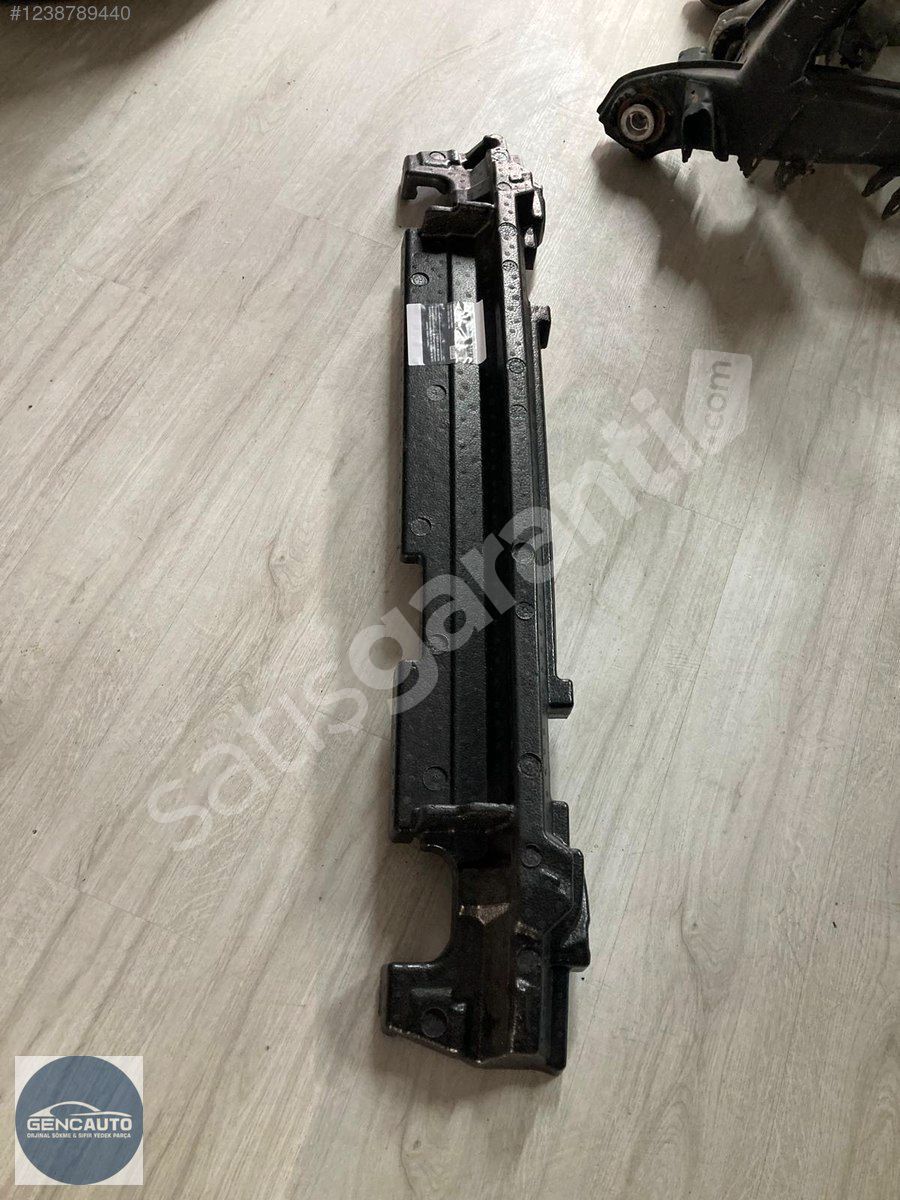 AUDİ Q7 ÖN TAMPON KÜPÜĞÜ SIFIR İTHAL 4M0807550 D