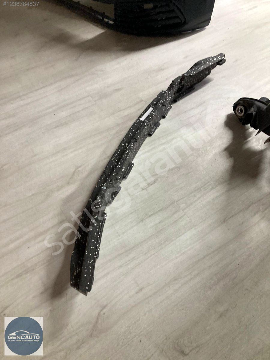 BMW F20 LCI MTEC ÖN TAMPON KÖPÜĞÜ SÖKME ORJİNAL 8064455