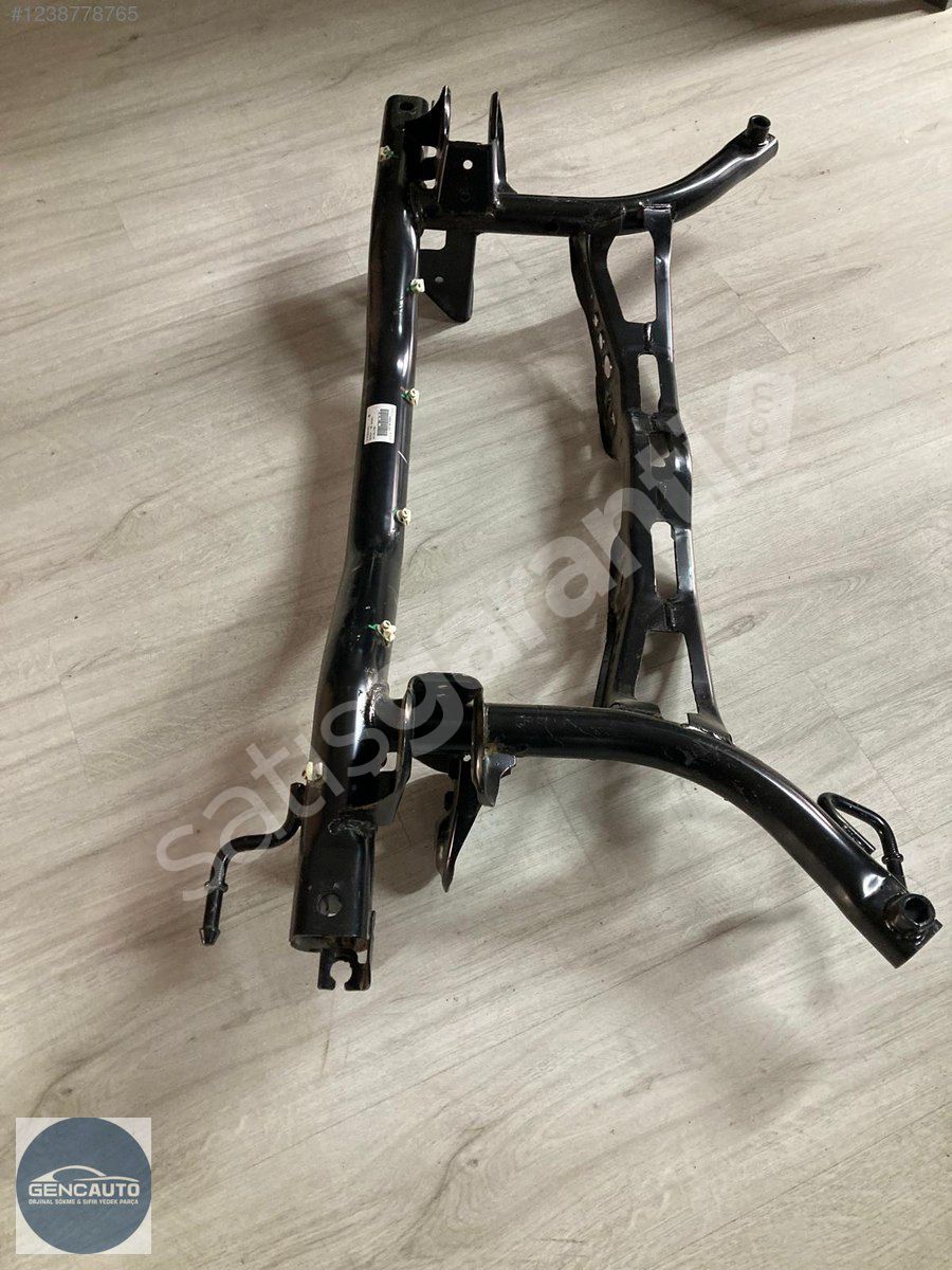 VW SCİROCCO ARKA TRAVERS SÖKME ORJİNAL 1K0505315 BH