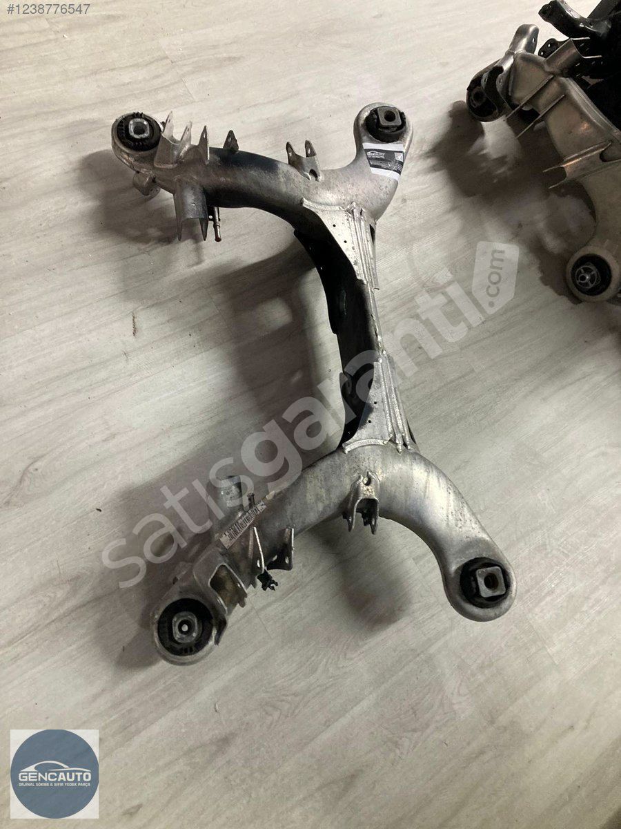 MERCEDES W219 CLS ARKA TRAVERS SÖKME ORJİNAL A2193501200