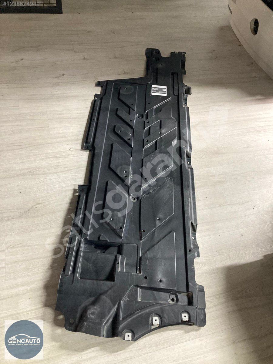MERCEDES W118 CLA TABAN ALT MUHAFAZA SÖKME ORJ A1776808603 SAĞ