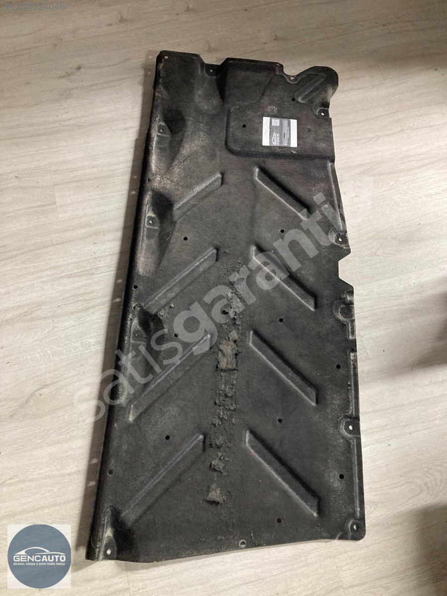MERCEDES W117 CLA TABAN ALT MUHAFAZA SÖKME ORJ A2466840200 SAĞ