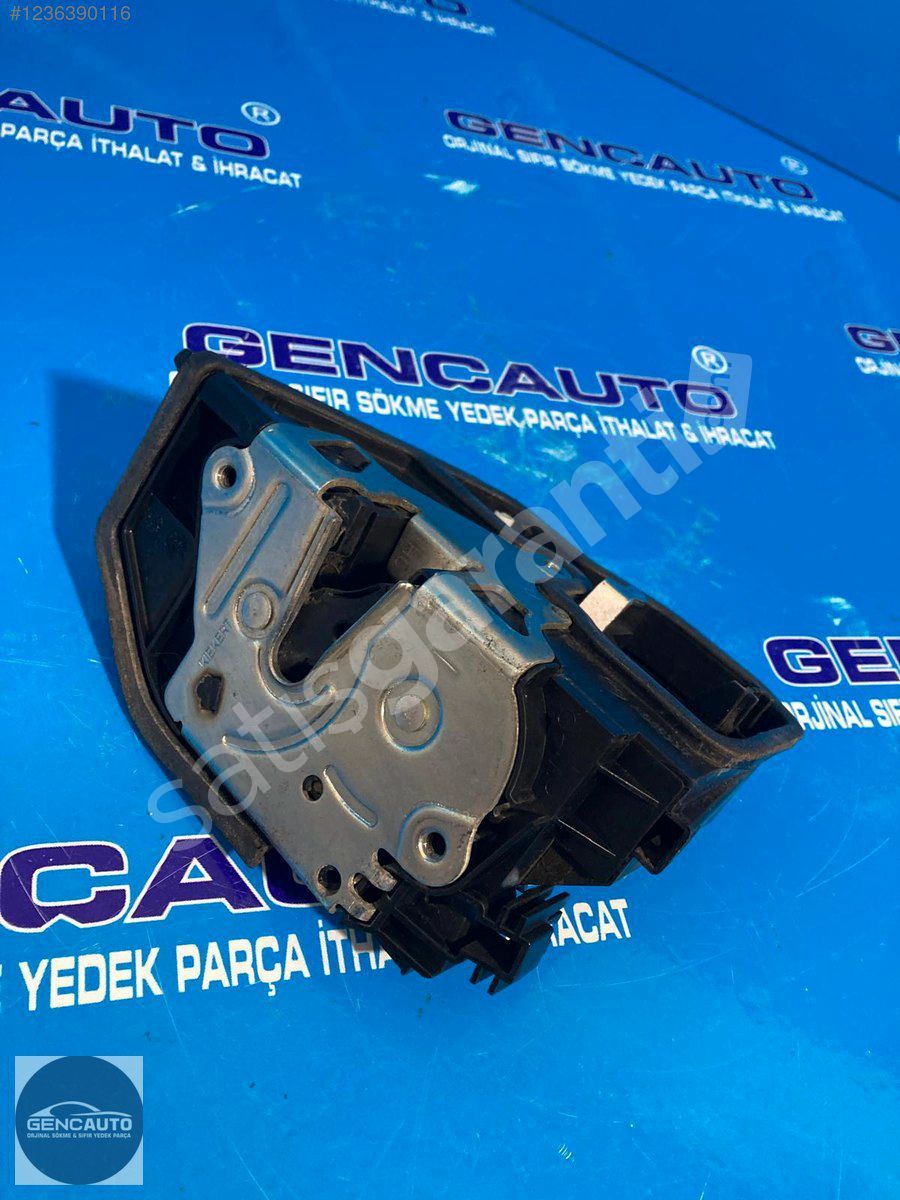 BMW E87 KAPI KİLİDİ ÖN SÖKME ORJİNAL 51217229457 SOL
