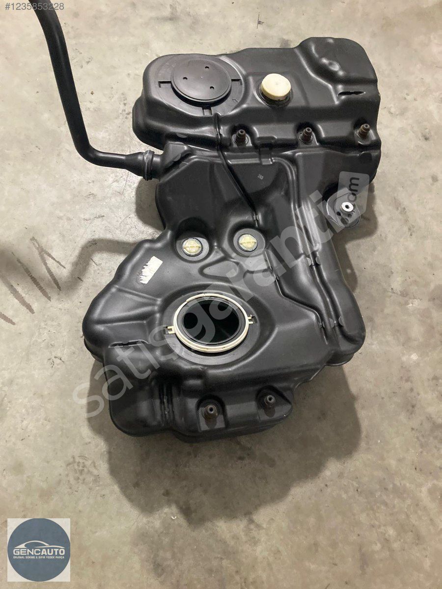 AUDİ A4 YAKIT DEPOSU SÖKME ORJİNAL 8K0201085