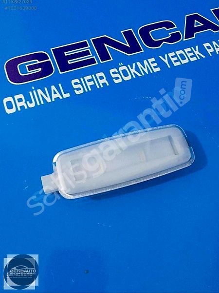 AUDİ A1 A3 A4 A5 A6 MAKYAJ LAMBASI SIFIR ORJİNAL OEM 4H0947105 C