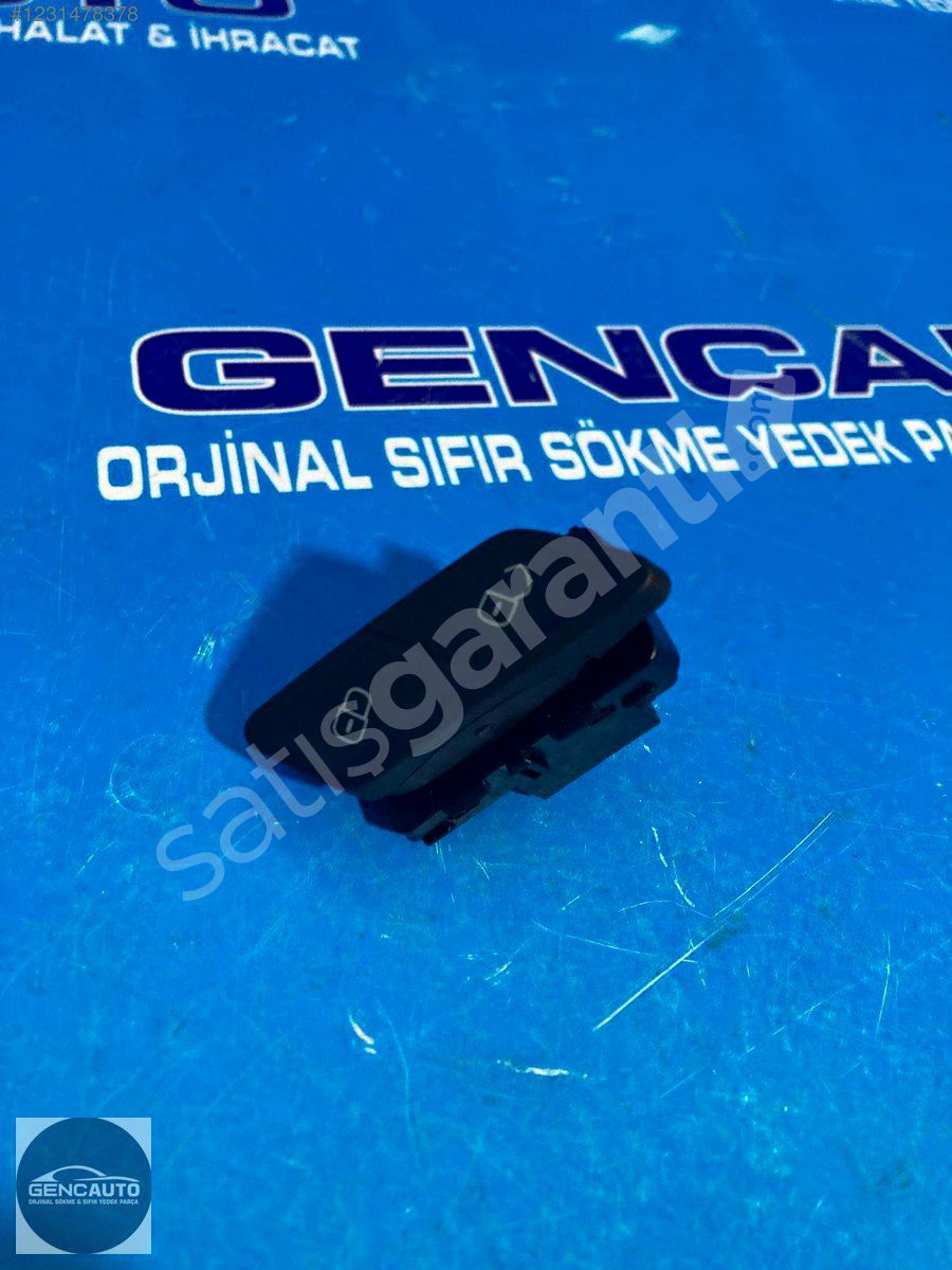 VW GOLF 7 MERKEZ KİLİT DÜĞMESİ SIFIR ORJİNAL 5G0962125 A